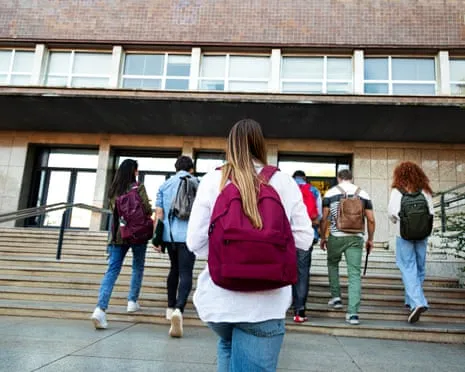 As Teen Boys Move Toward Conservatism, the Emergence of the 'New Chill Girl' Trend Grows Visible