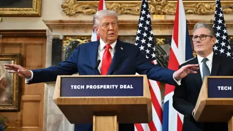 Trump Suggests Keir Starmer May Deploy Armed Forces to Manage UK Borders
