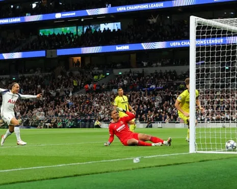 Luiz Júnior's Game-Changing Mistake Hands Spurs First Victory