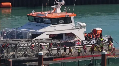 First British Judicial Challenge Lodged Against Migrant Return Agreement